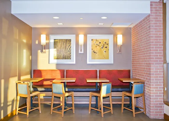 Hyatt Place Airport Pensacola