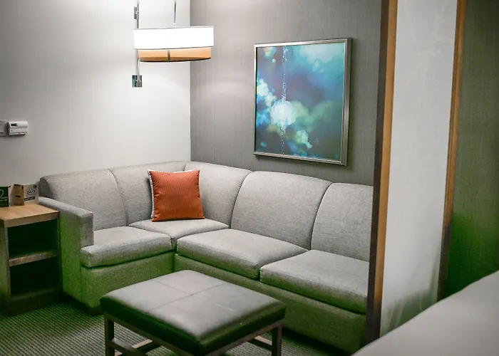 Hyatt Place Airport